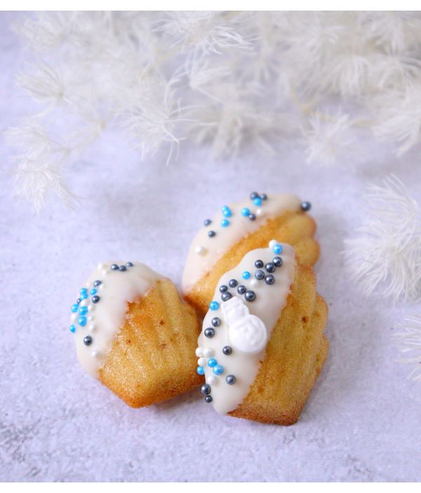 Petite Frosty Madeleines
